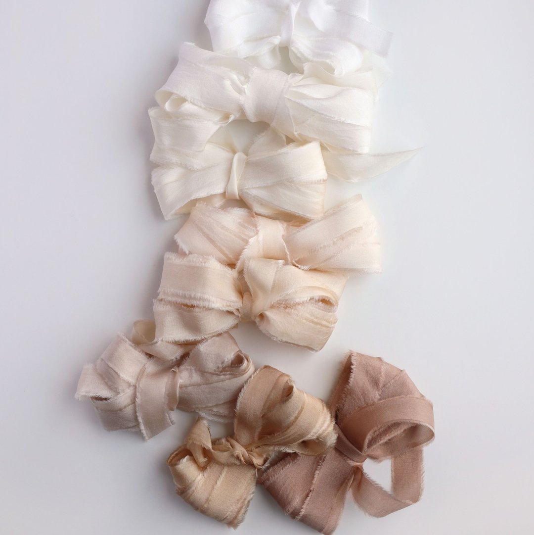 Hand Dyed Silk Ribbons / Set of 8 / Silk Bundles - 包装材料 - 丝．绢 多色