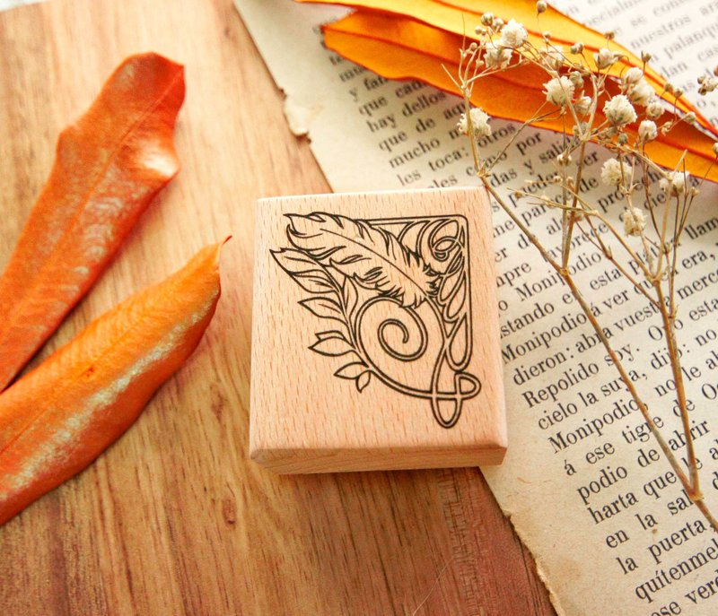 伊凡尼切之羽 山毛榉木印章 - 印章/印台 - 木头 咖啡色