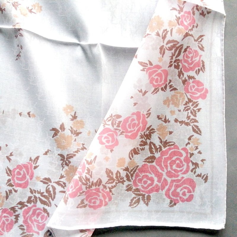 Yves Saint Laurent 复古手帕 粉色玫瑰 23 x 22.5 英寸 - 手帕/方巾 - 棉．麻 粉红色