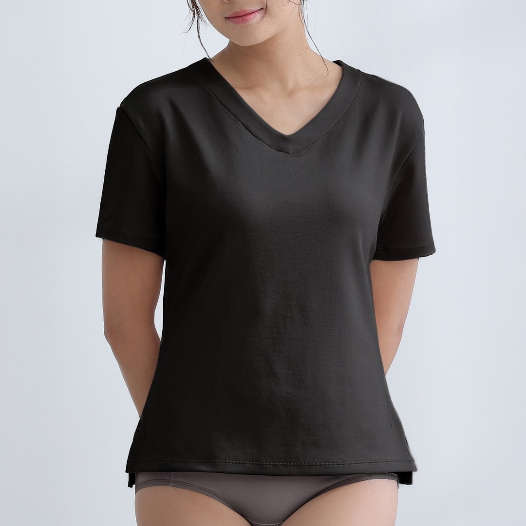 【穿上就凉】森林清轻衣 - 女性 V 领短袖 - 女装 T 恤 - 环保材料 多色