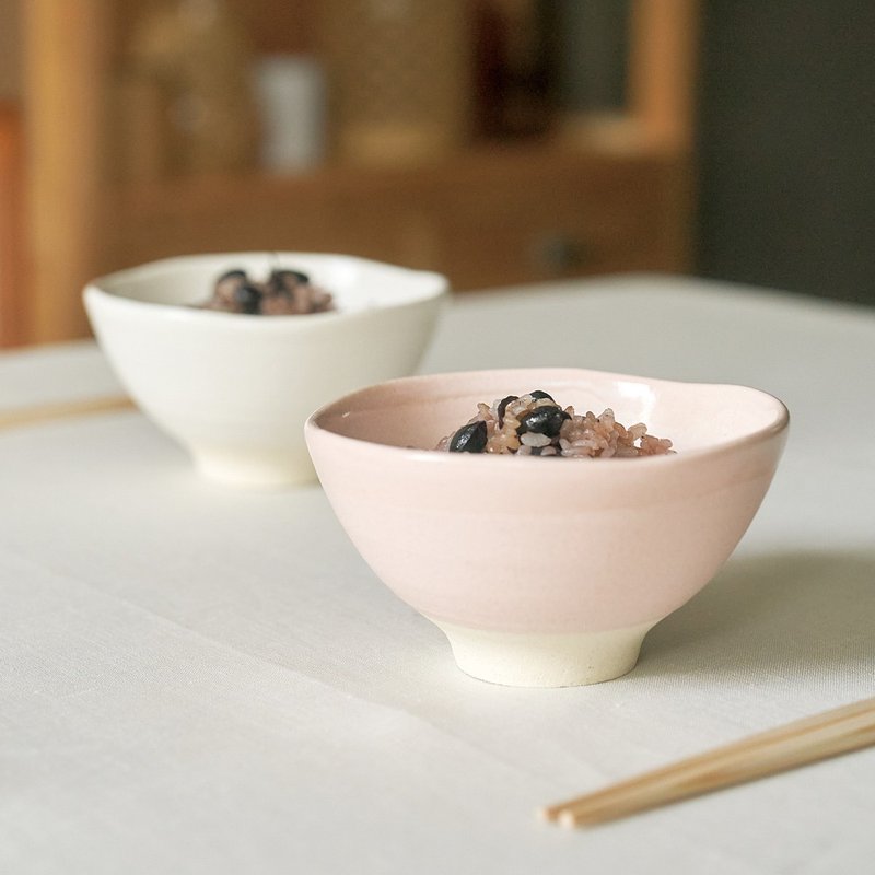 日本美浓烧 - 粉染釉对碗礼盒组- 附筷(4件式) - 310 ml - 碗 - 陶 多色