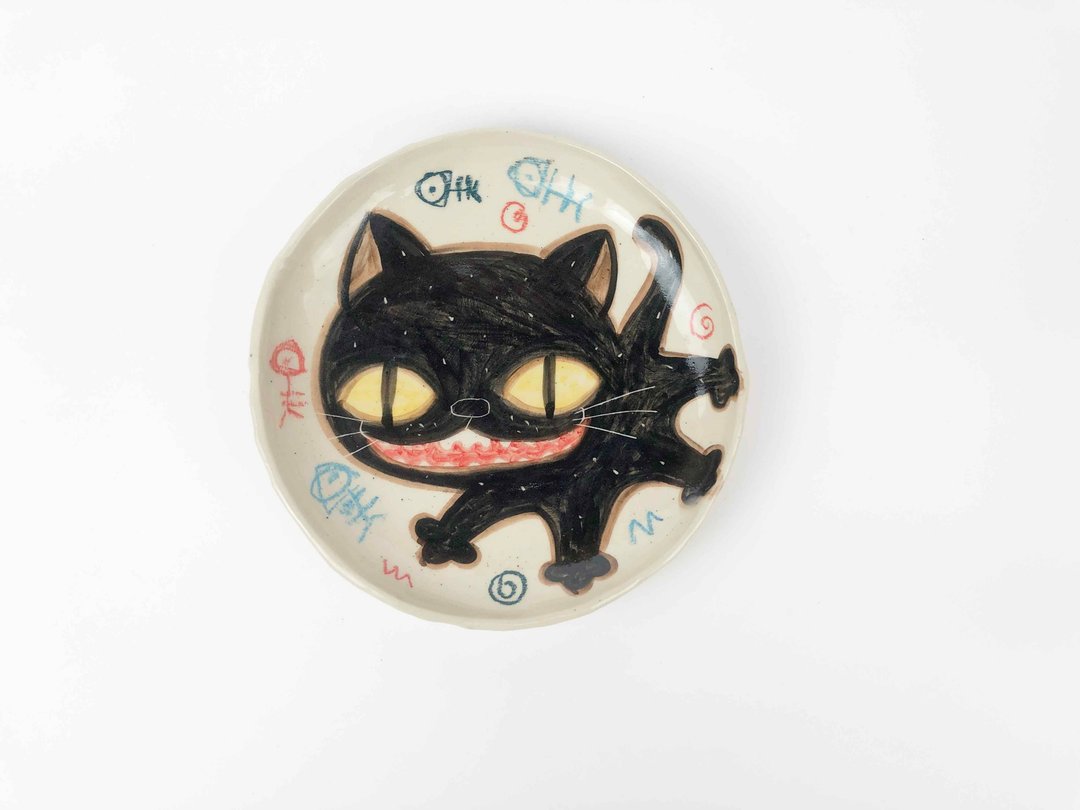 Nice Little Clay 手工中浅盘 快乐大黑猫 0303-12 - 浅碟/小碟子 - 陶 多色