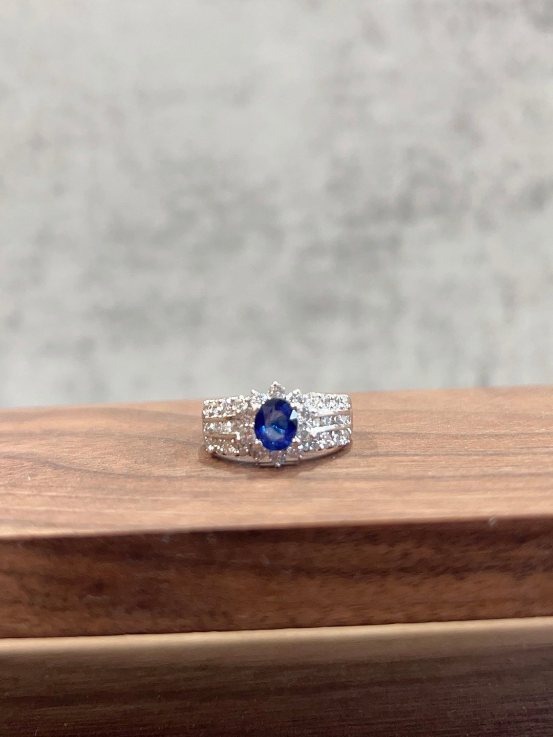 蓝宝石钻石戒指 锡兰蓝宝石 南非钻石 K375 Sapphire Ring - 戒指 - 宝石 