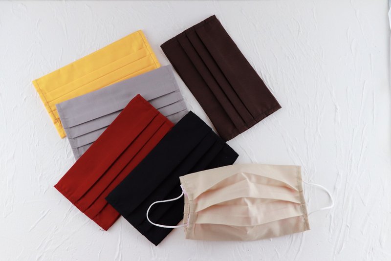 素色布口罩套- 成人口罩套 可放入医疗口罩 棉材质 - 口罩 - 棉．麻 多色