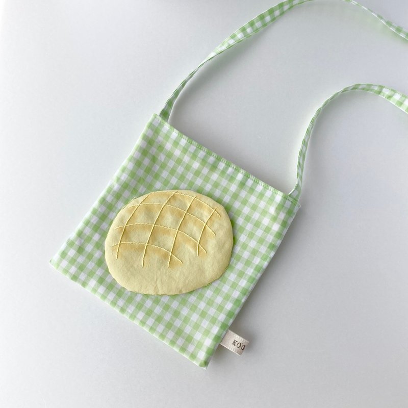 菠萝面包与格子布拼接斜背包 - 侧背包/斜挎包 - 棉．麻 绿色