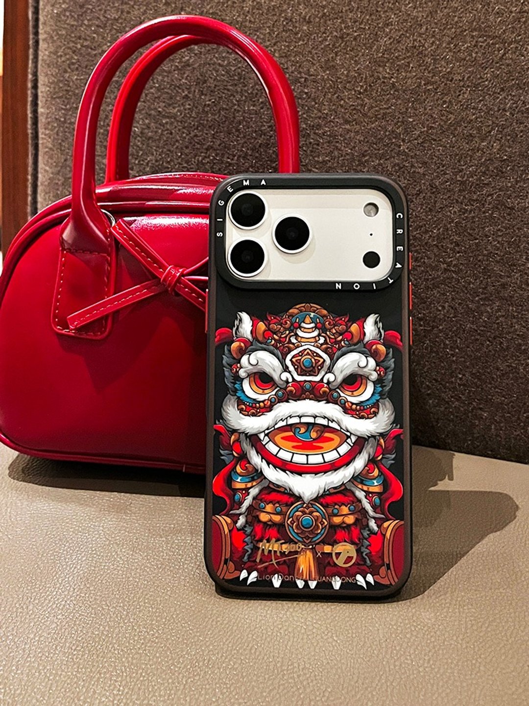 【隐藏式磁吸】MT-300醒狮铝合金按键全磨砂防摔防刮iPhone17p/1 - 手机壳/手机套 - 塑料 黑色