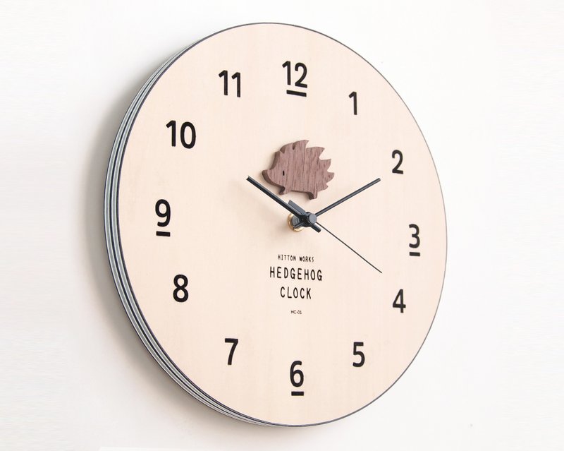 Hedgehog wall clock - 时钟/闹钟 - 木头 卡其色