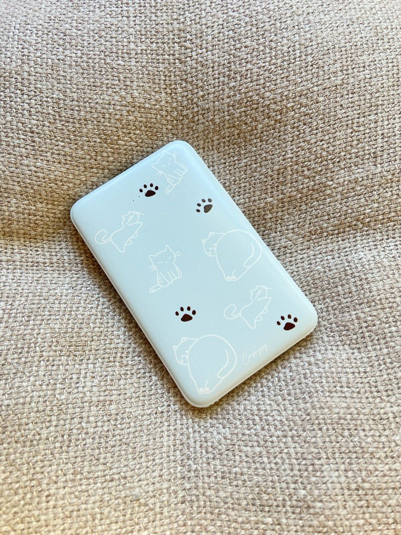 4 月新品主打星【小猫】内置线充电器 - 充电宝/传输线 - 其他材质 