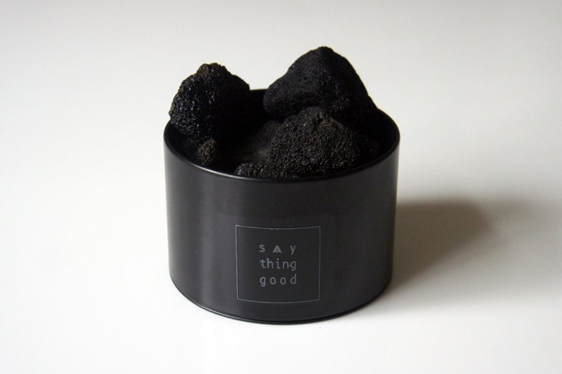 香氛火山石 – 神秘黑丨空间扩香丨3 种香味丨胡椒雪松 鼠尾草 - 香薰/精油/线香 - 石头 黑色