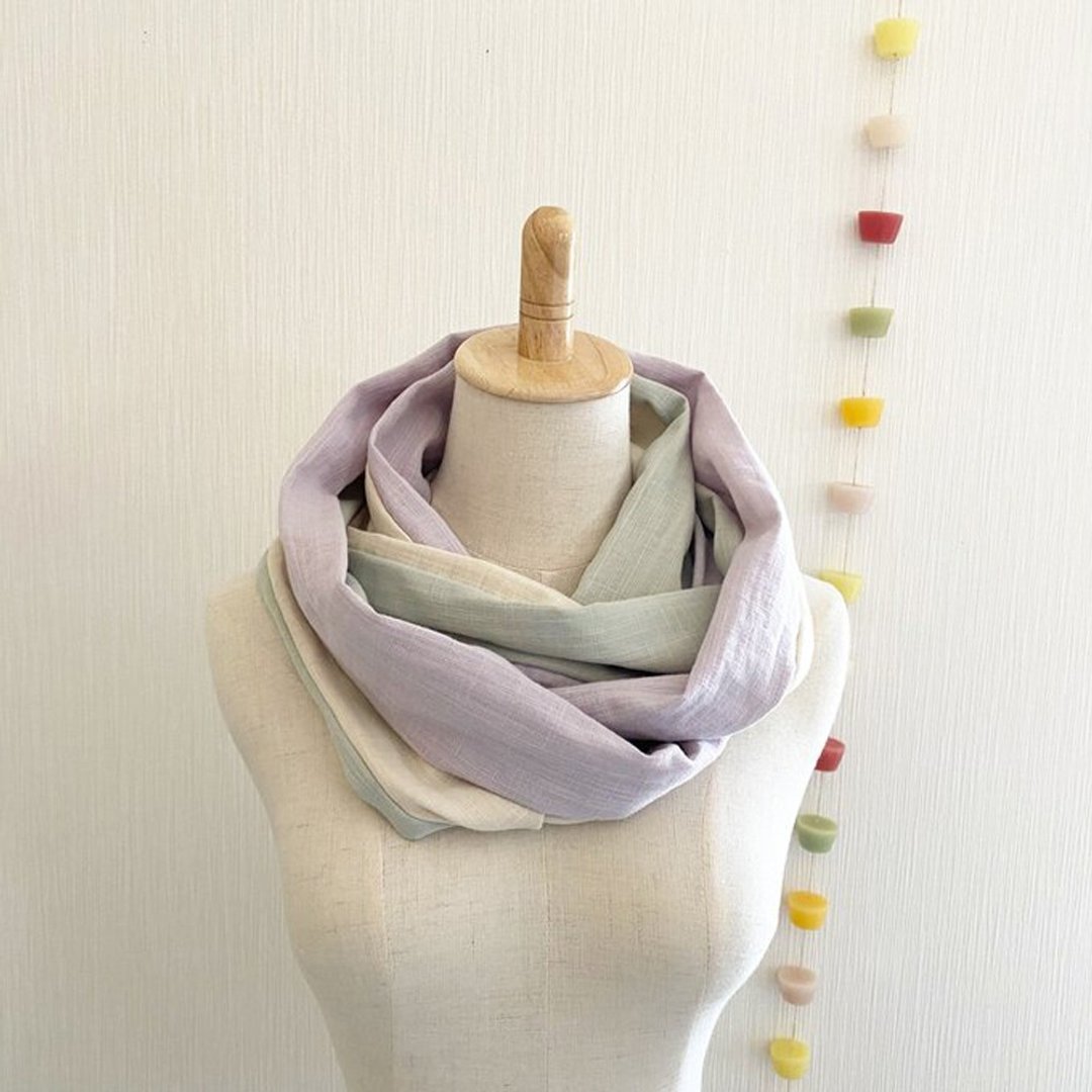 Spring / Summer fluffy dreamy snood Made in Japan High quality double gauze 3 colors mixed color Vanilla, mint, lavender - 围巾/披肩 - 棉 多色