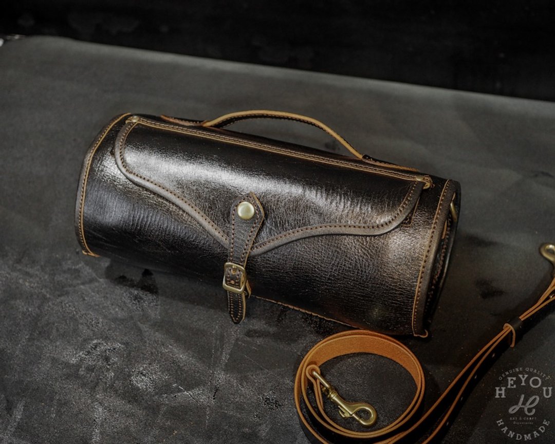 3-way Leather Drum Bag 手提/肩背/侧挂三用随身圆筒包茶芯黑 - 侧背包/斜挎包 - 真皮 多色
