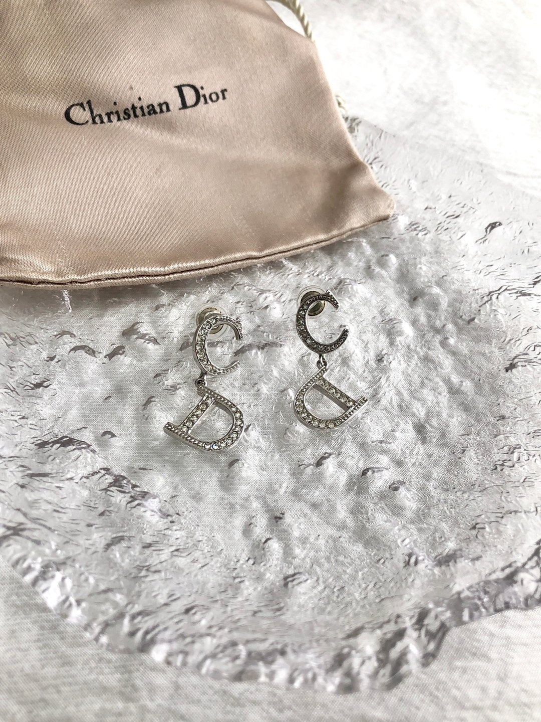 【日本直送 名牌中古包】Christian Dior 克里斯汀·迪奥 耳环 银色 CD 标志 莱茵石 vintage tm6szb - 耳环/耳夹 - 其他材质 银色