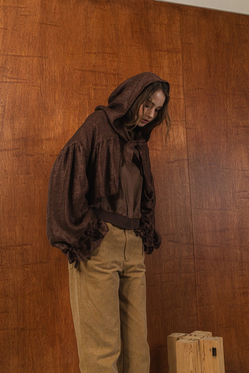 ruched hodded jacket 童话里的连帽外套 glowing brown 光泽棕 - 女装休闲/机能外套 - 棉．麻 咖啡色