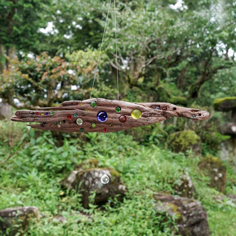 为您的空间引入阳光 漂流木与阳光捕捉器&风铃 窗户装饰 玻璃珠 水晶棱镜 海滩风格 68 - 墙贴/壁贴 - 玻璃 咖啡色