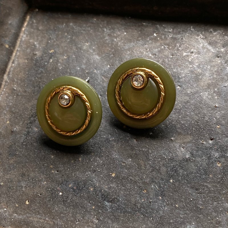 复古抹茶金耳环 (针式) - 耳环/耳夹 - 塑料 绿色