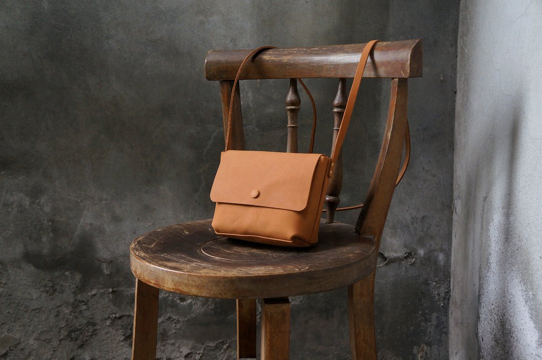 2019年款 肩侧背 小 mini shoulder bag (可定制刻字) - 侧背包/斜挎包 - 真皮 橘色