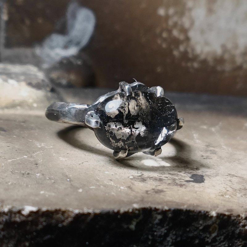 黑闪灵银戒 - 戒指 - 宝石 黑色