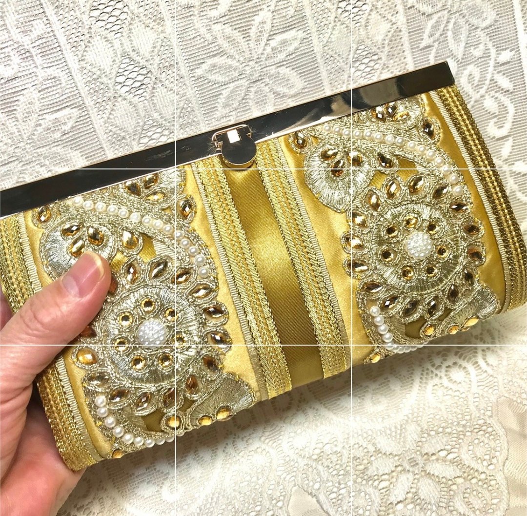 ー 增添一抹华丽，捎来一份安心 ー都会女子长夹004 - 皮夹/钱包 - 聚酯纤维 金色