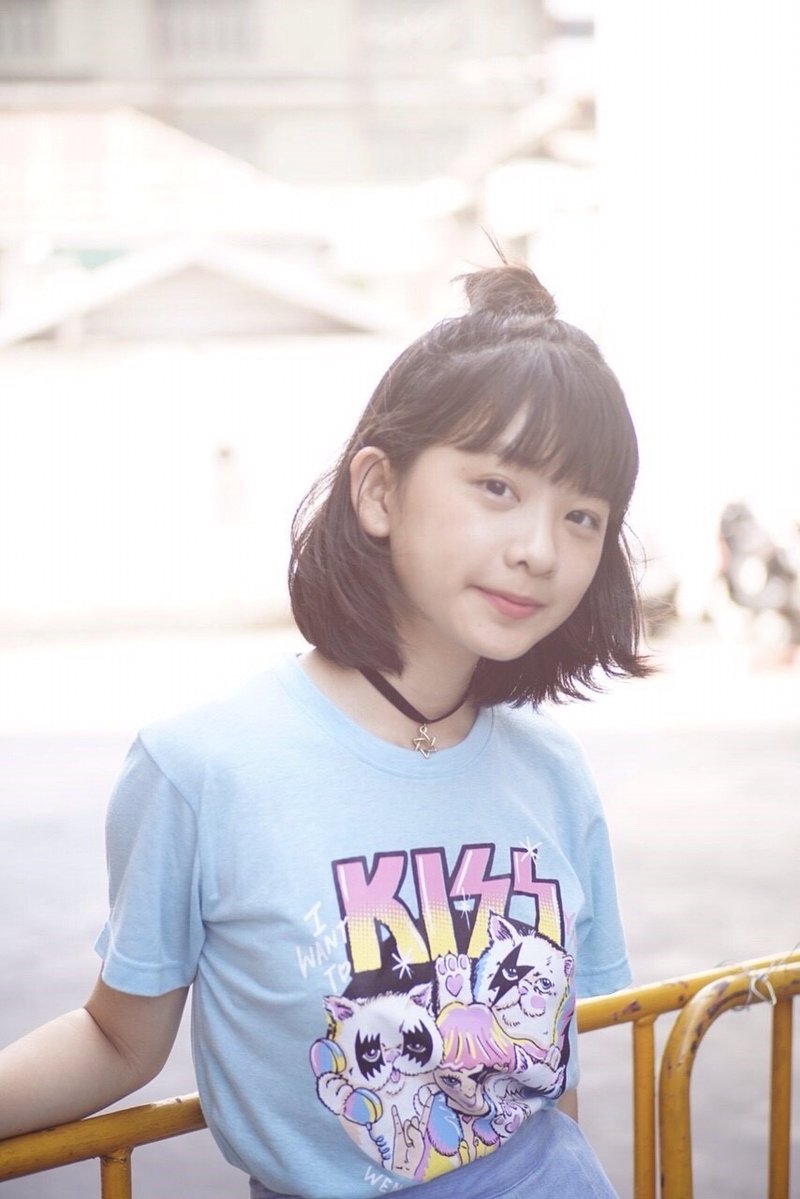 Kiss t-shirt - 女装 T 恤 - 其他材质 蓝色