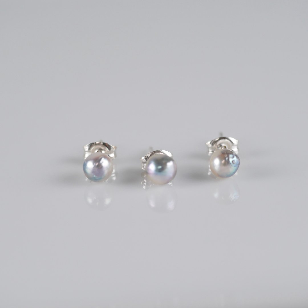 Silver925 One-ear natural Akoya pearl earring - 耳环/耳夹 - 纯银 灰色