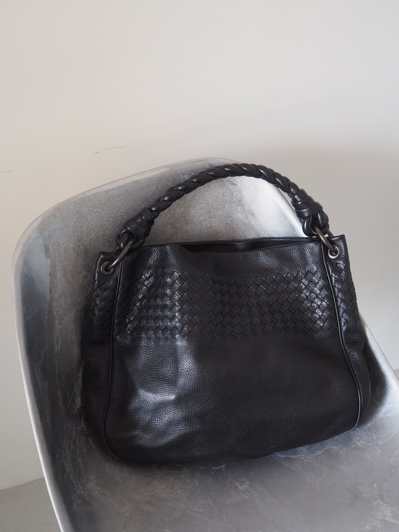 BOTTEGA VENETA Bottega Veneta Intrecciato 单肩包黑皮革 复古 - 侧背包/斜挎包 - 真皮 黑色