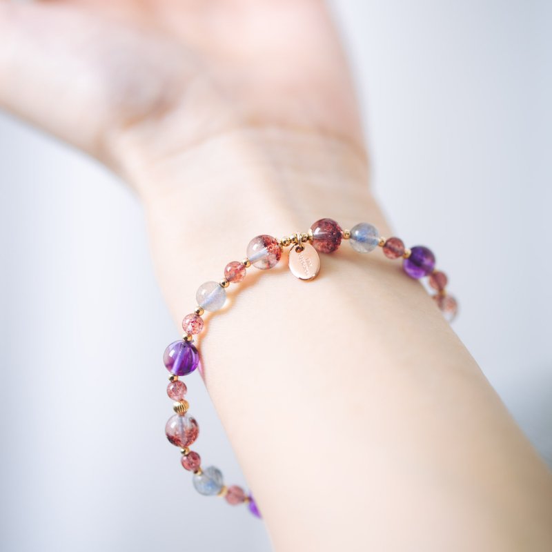 超级七拉长石草莓晶手链 | Super Seven 超七天然水晶 Rainbow - 手链/手环 - 宝石 多色