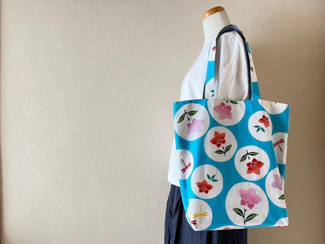 [Item only] Yukata fabric tote bag A4 compatible Chusen polka dots - 手提包/手提袋 - 棉．麻 蓝色