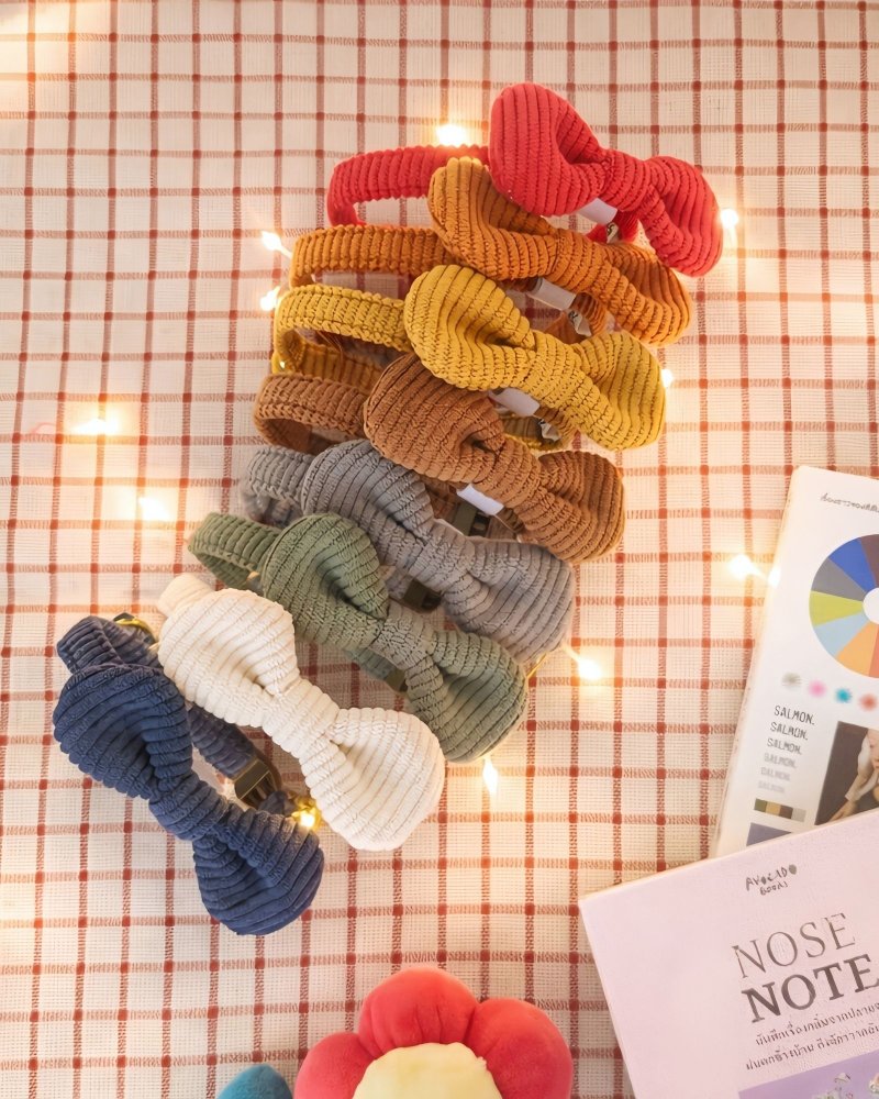 可拆卸蝴蝶结灯芯绒安全项圈，赠送铃铛，适用于猫咪与小型犬 - 项圈/牵绳 - 棉．麻 多色