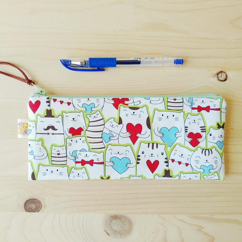 爱心猫 扁型笔袋 - 铅笔盒/笔袋 - 棉．麻 红色