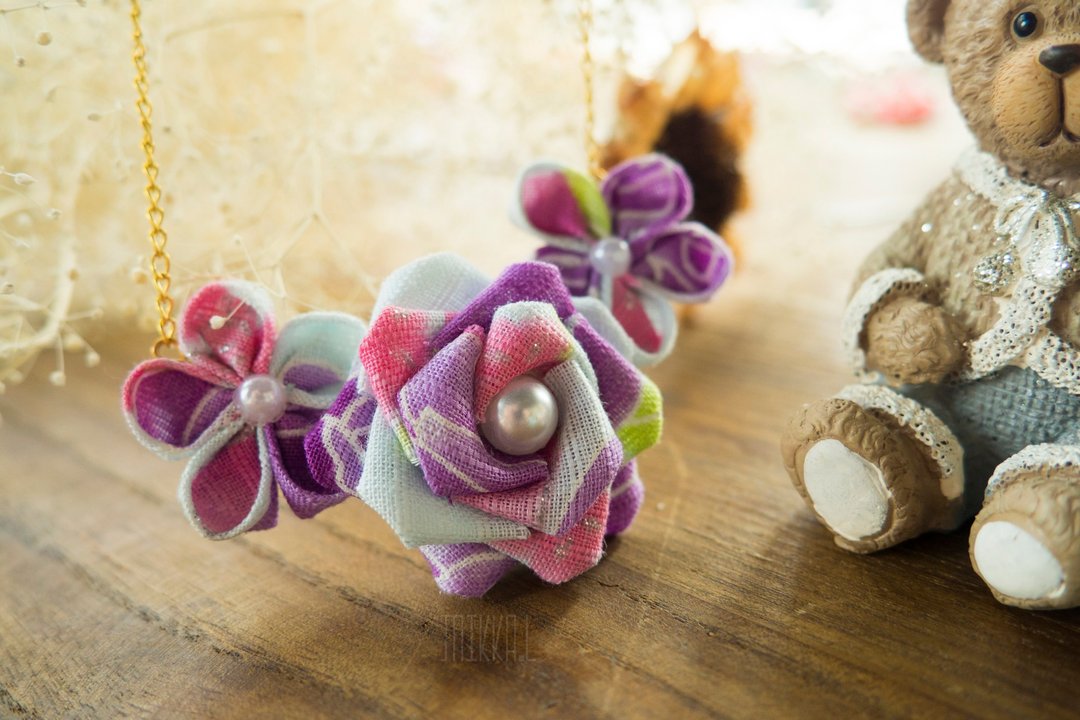 和风细工手作 つまみ细工 花布 13瓣玫瑰花 蔷薇 5瓣梅花 项链 链牌 颈链 包邮 - 颈链 - 棉 蓝色