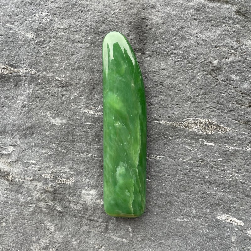 碧玉刮痧板(长) - 福气玉光系列 - 台湾设计雕刻玉佩 - 身体护肤/按摩油 - 玉石 绿色