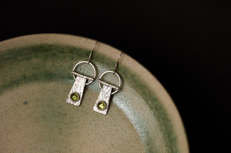 钥 /// 925纯银 - 耳环/耳夹 - 纯银 