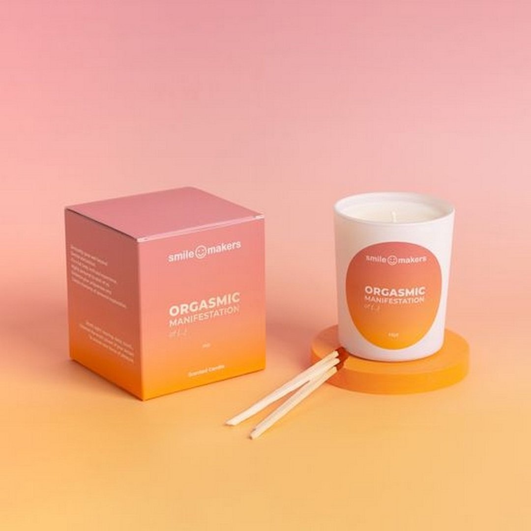 Smile Makers香氛蜡烛180g-Hot火辣撩欲 - 蜡烛/烛台 - 蜡 