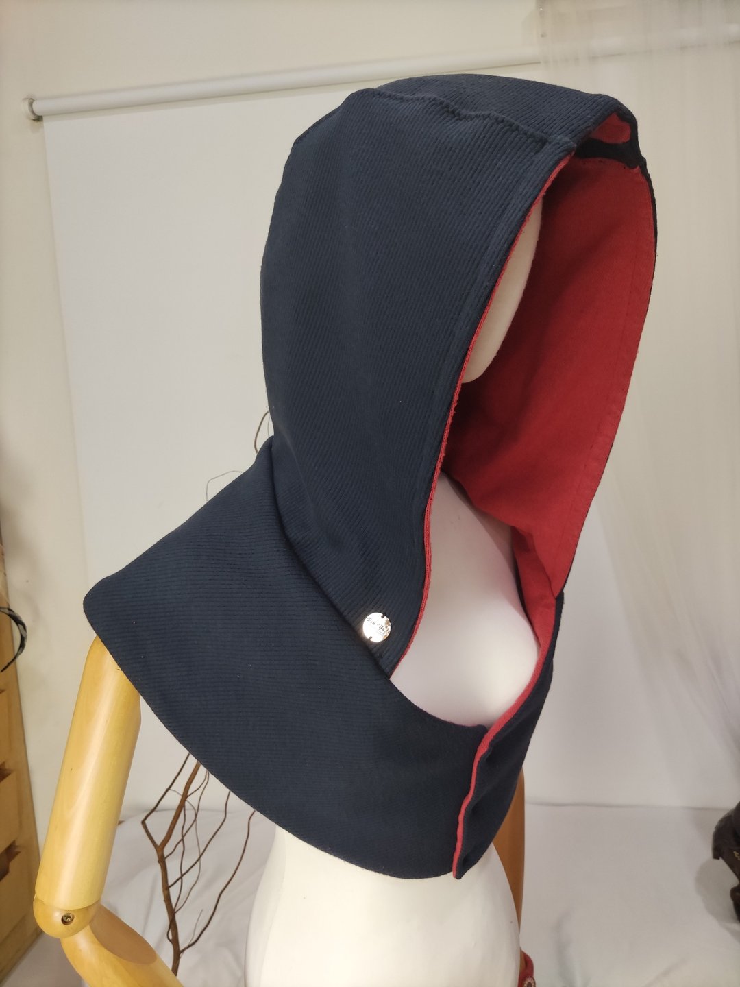 DYM Fashion 个性风双面斗篷帽 披风 围巾 时尚订制服 订制款 - 围巾/披肩 - 棉 
