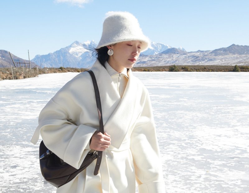 【雪莲/臻境白】新中式复古藏风 系带收腰/羊毛大衣 - 女装西装外套/风衣 - 羊毛 白色