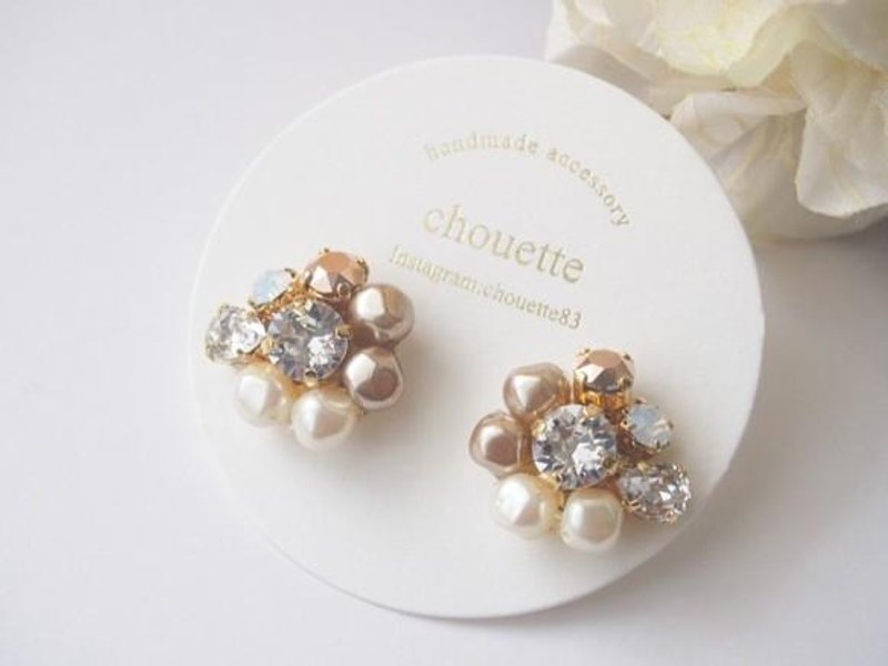 Baroque Pearl Bijou Earrings Mocha Brown - 耳环/耳夹 - 其他金属 咖啡色