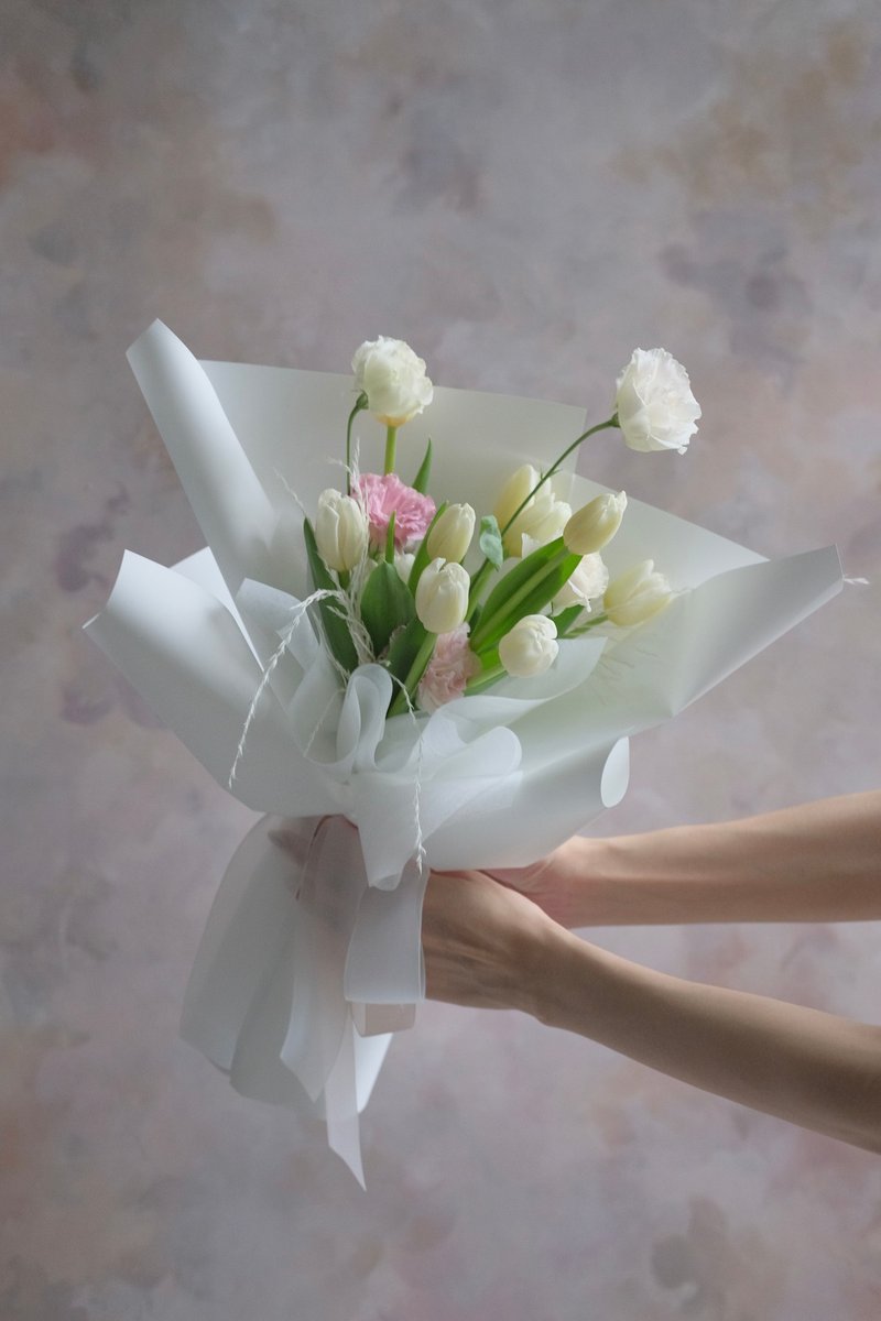 白色情人节 郁金香 韩式花束  生日花束 女友礼物 - 植栽/盆栽 - 植物．花 粉红色