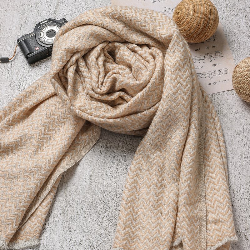 【厚款】喀什米尔羊毛围巾/披肩  小山形纹香槟色 手工机织 - 围巾/披肩 - 羊毛 金色