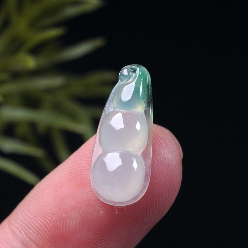 冰种飘绿花翡翠福豆 | 裸石 | 天然缅甸玉翡翠A货 | 送礼 - 吊饰 - 玉石 多色