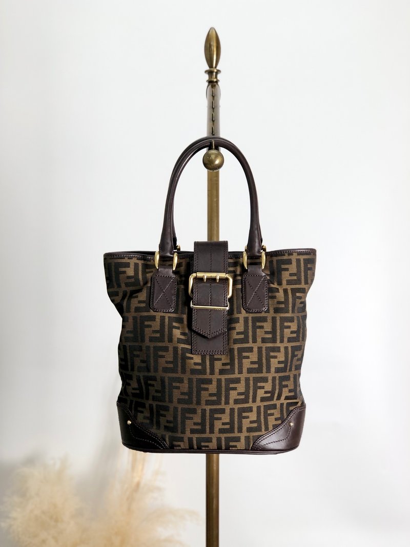 【 日本直送 名牌中古包 】FENDI 芬迪 帆布托特包 棕色 前扣 贾卡 vintage 古董 dirw6v - 手提包/手提袋 - 棉．麻 咖啡色