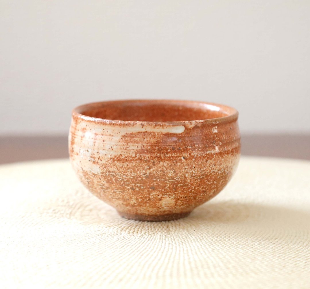 红色瓷土和钛哑光釉仅热水 - 碗 - 陶 咖啡色