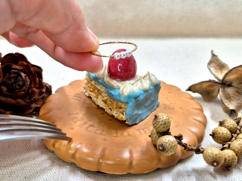 指尖精灵-迷你切片蛋糕戒指台 (不含戒指~) - 摆饰 - 陶 蓝色