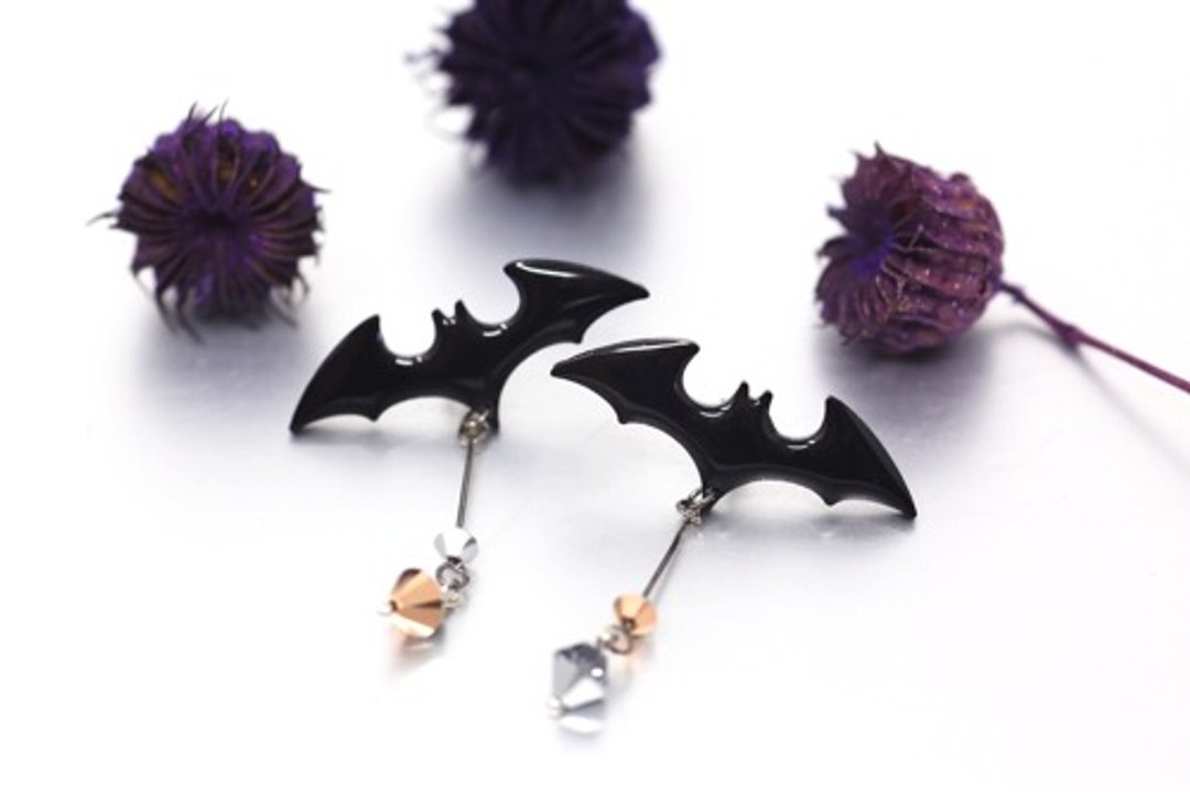 Halloween Night 2018 Piercing & Earring - 耳环/耳夹 - 塑料 黑色
