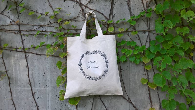 《圣诞节限定》花一个圆｜FALAQI单色手绘环保胚布手提袋 - 手提包/手提袋 - 棉．麻 白色