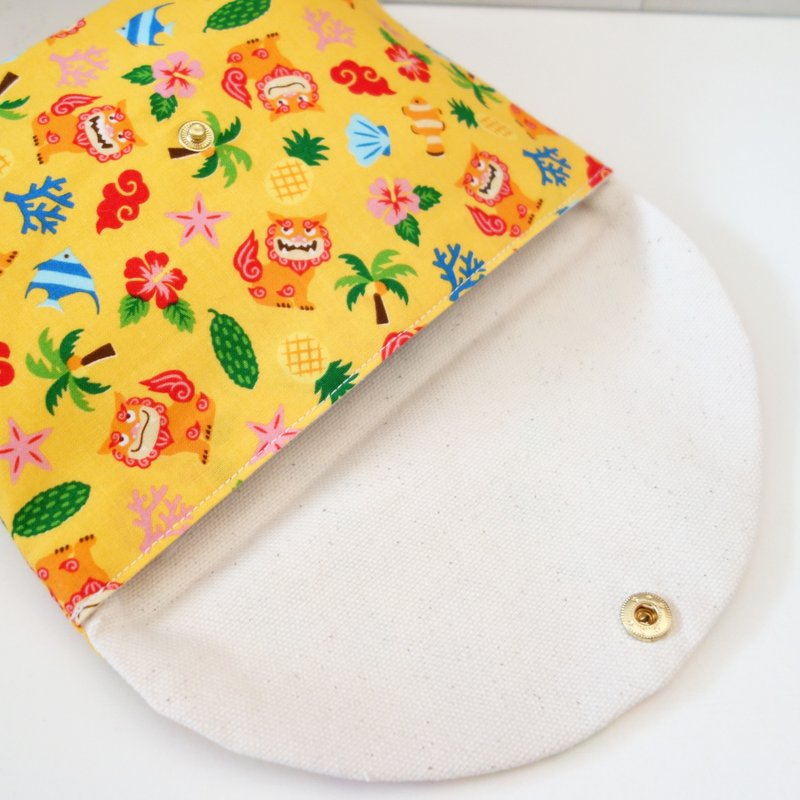 【琉球狮子】 化妆包 杂物包 收纳 Shisa 冲绳 黄色 - 化妆包/杂物包 - 棉．麻 黄色