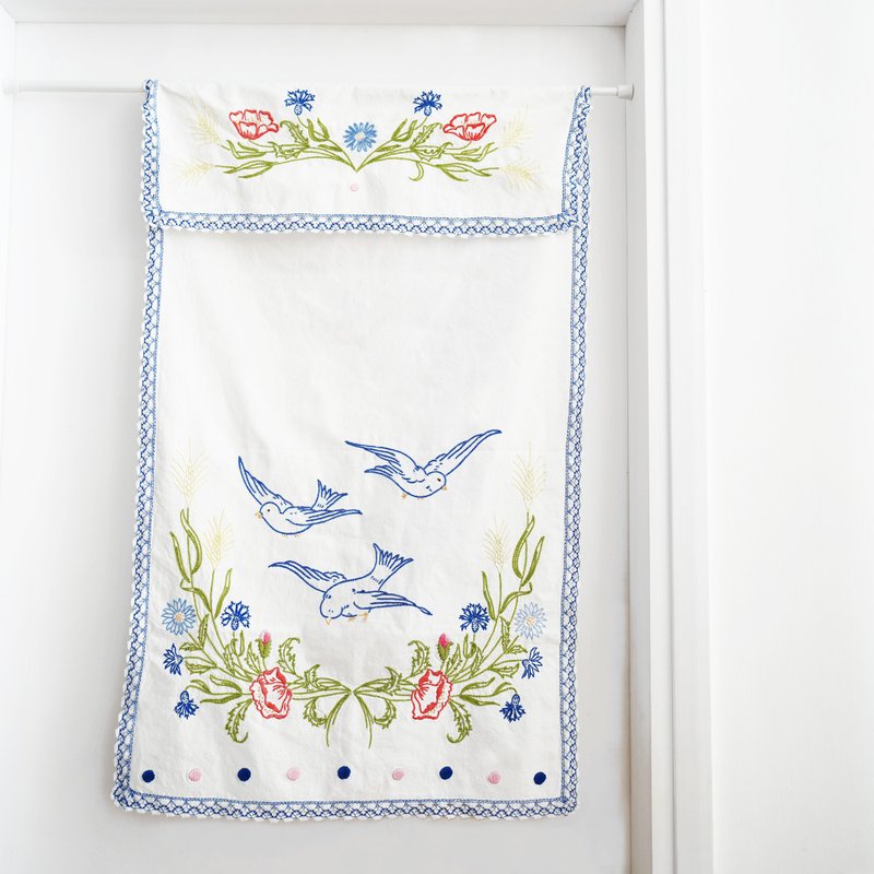 复古法国 手工刺绣 茶巾 / 挂布 (  小鸟图案 ) - 海报/装饰画/版画 - 棉．麻 蓝色