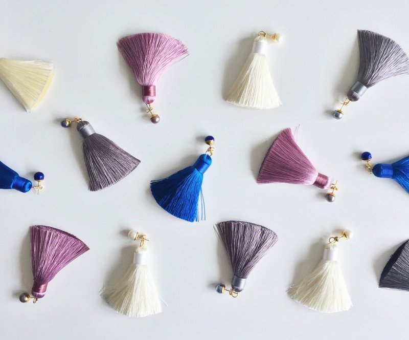 Marygo［饱和色流苏］经典两用前后扣珍珠耳环 - 耳环/耳夹 - 其他金属 多色