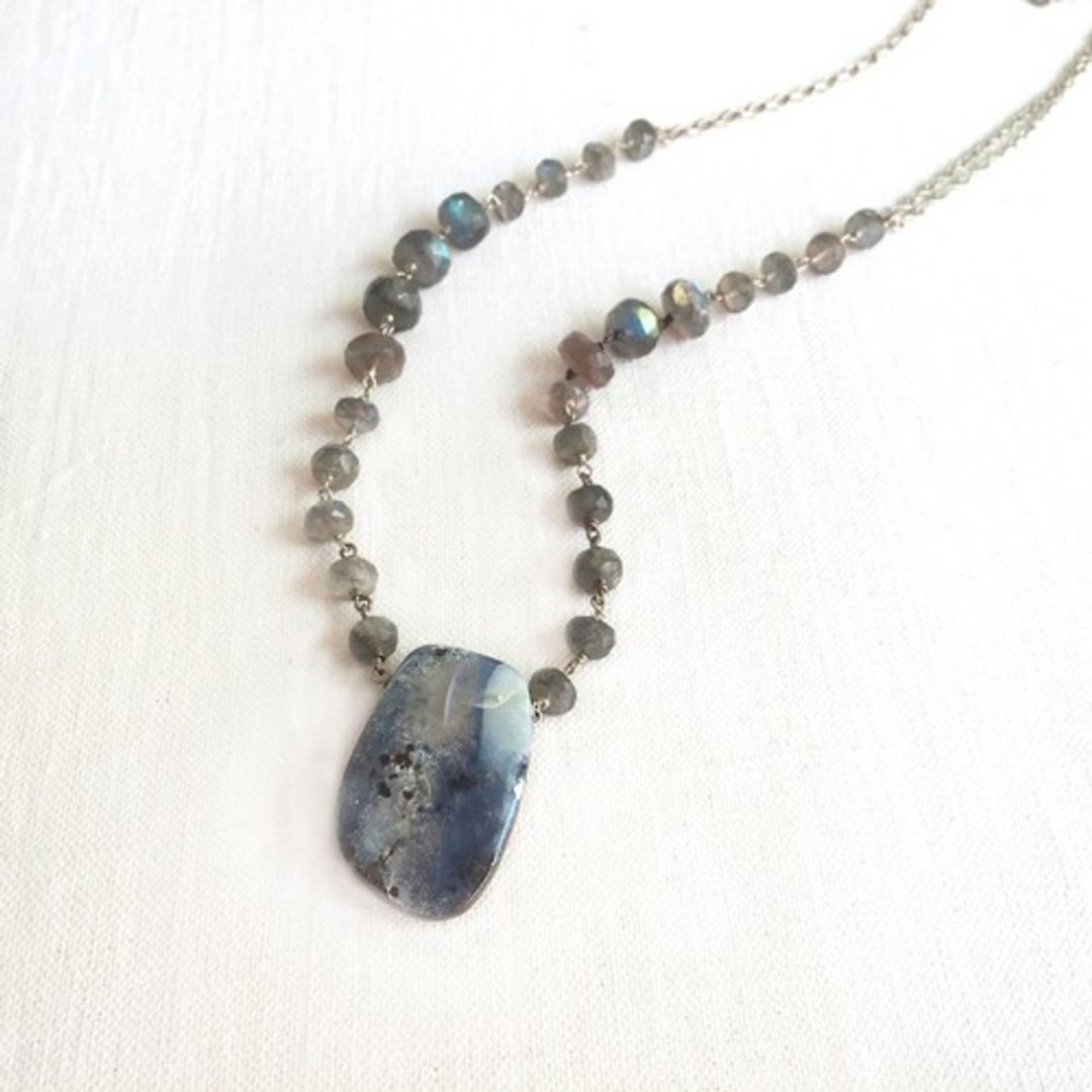 Pure Flow Opal and Labradorite Necklace - 项链 - 宝石 