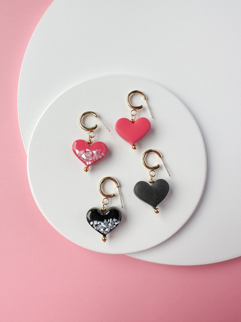 • 手工软陶耳环 • 双面垂吊爱心 - 耳环/耳夹 - 陶 粉红色