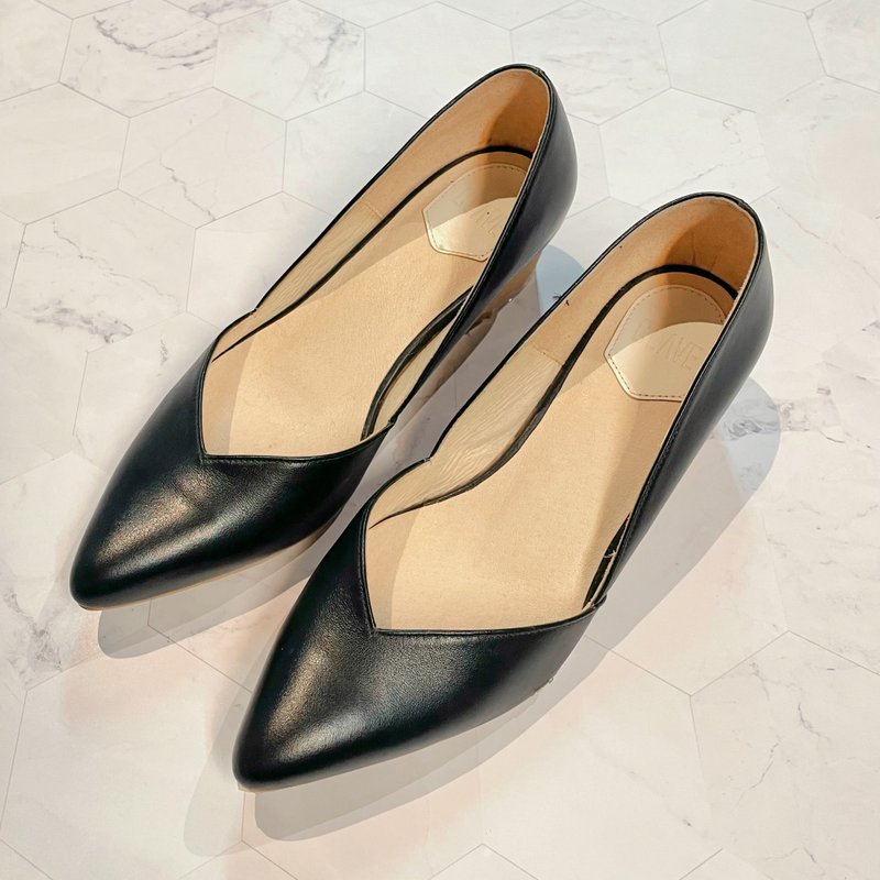 【换季惊喜包/Off-season sale】零码出清-V口显瘦包鞋35码 - 其他女款皮鞋 - 真皮 黑色